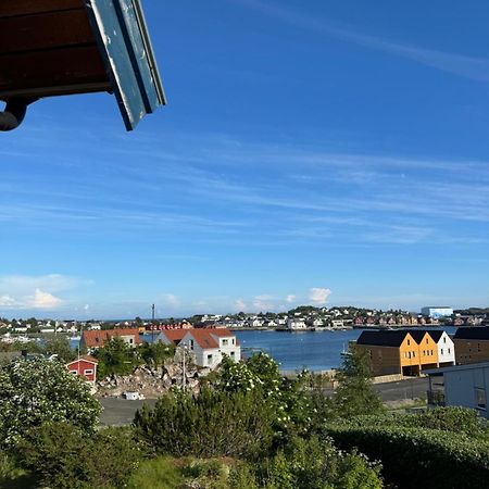 Leilighet Ballstad Luaran gambar